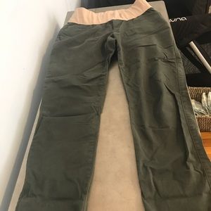 Gap maternity chinos size 4